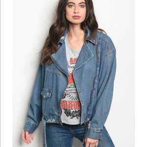 🔥MED ONLY🔥 Ladies Distressed Denim Jacket